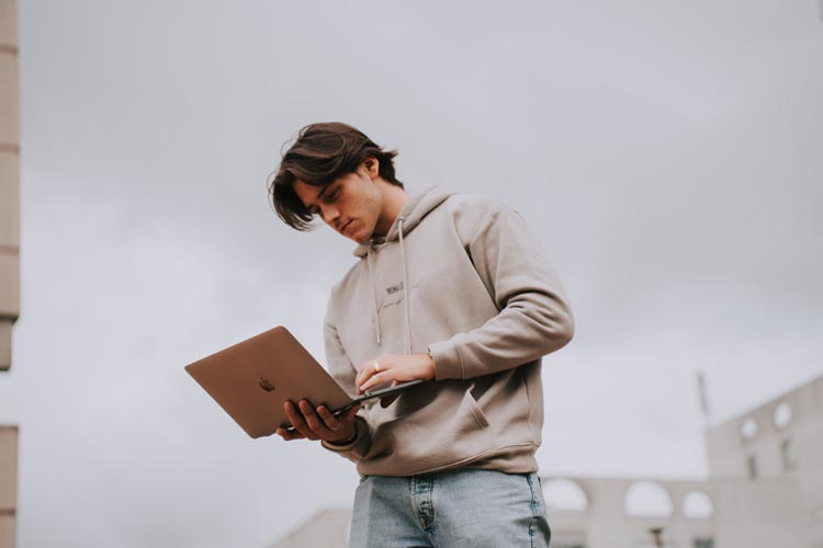 étudiant en ux design